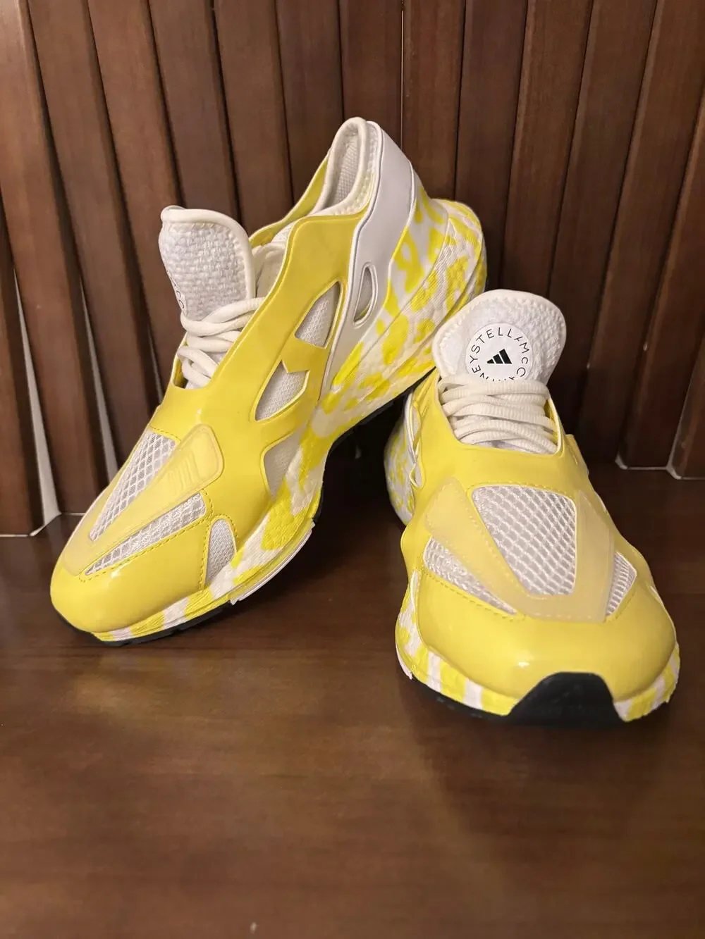 Adidas by Stella McCartney Ultraboost 22 Women's Size 9